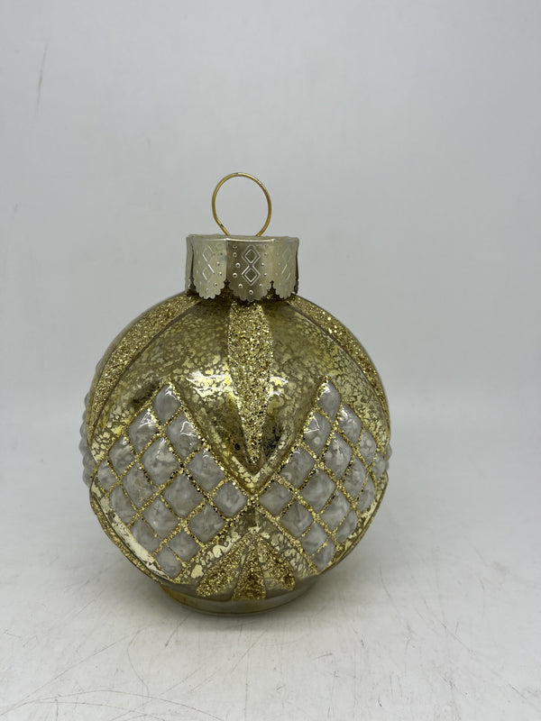Glass Ornament With LEDs | 5.9 Inch Diameter | Vintage Gold/Silver Quilted Design Mercury Glass