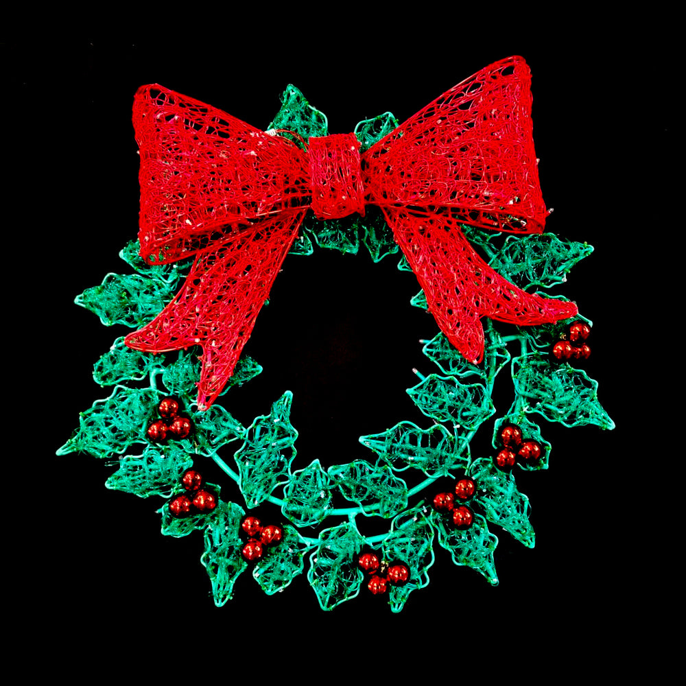 34“ Holly Wreath with 10% Twinkle Lights